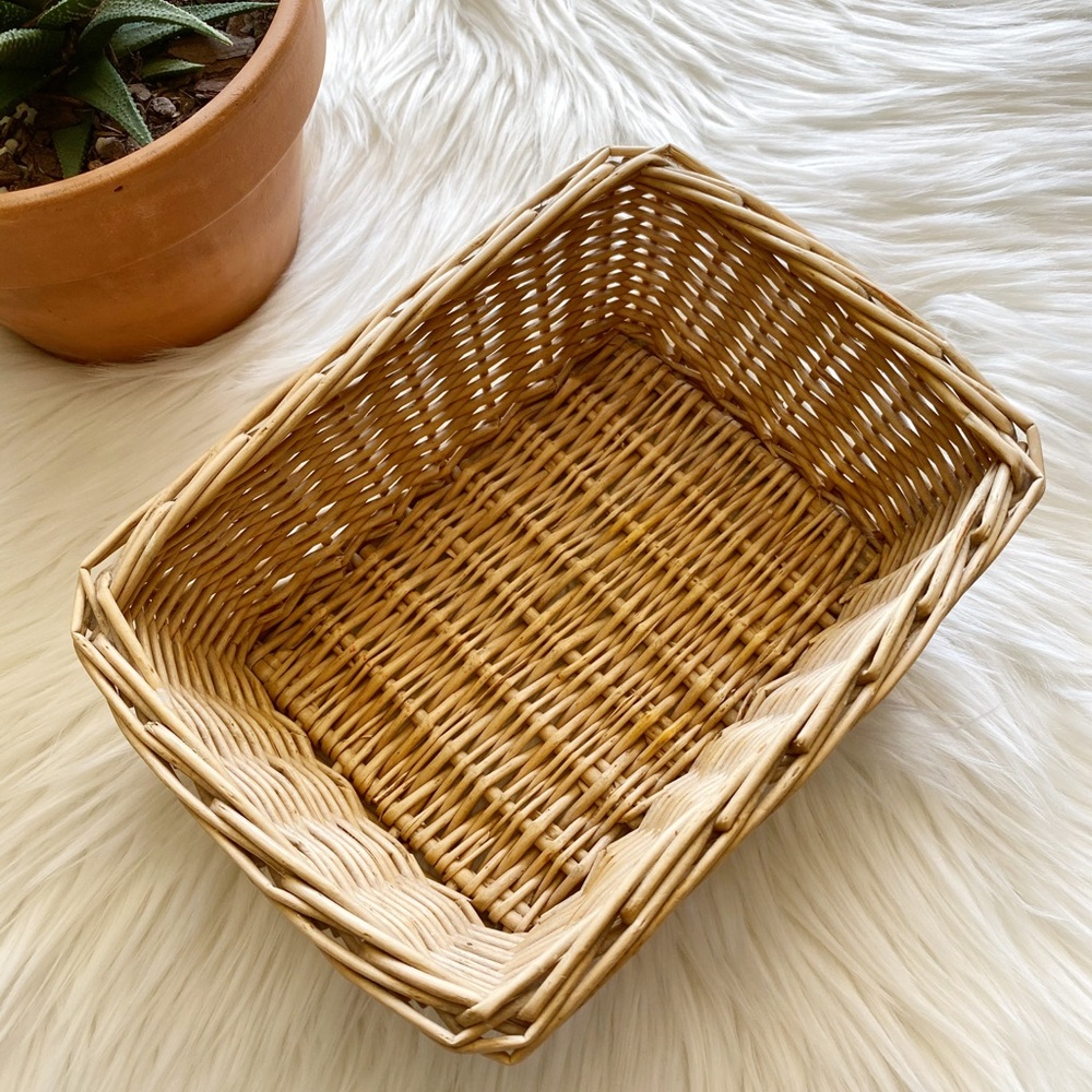 Rectangular Wicker Basket - Picture 4 of 6